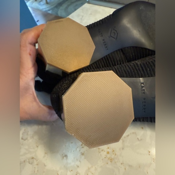 Katy Perry Gold Mesh Boots Size 5.5 - Picture 6 of 9